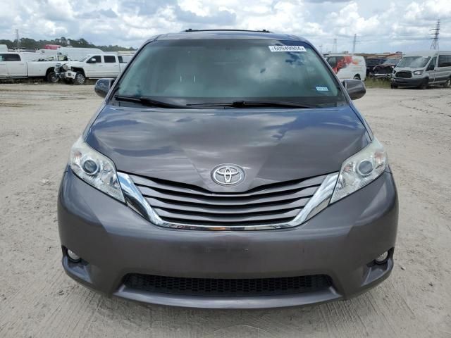 2015 Toyota Sienna XLE