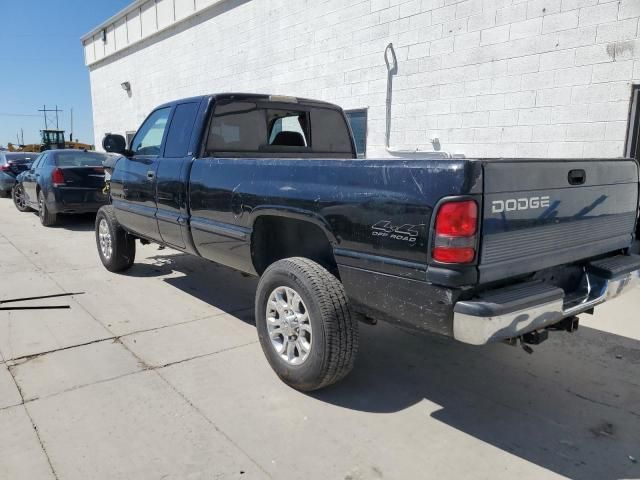 1999 Dodge RAM 2500