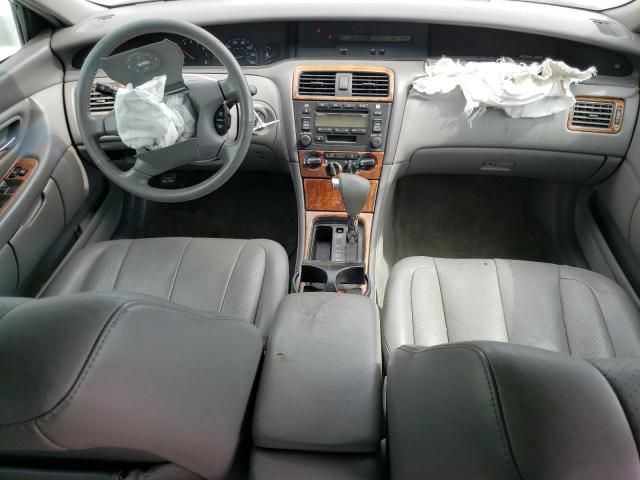 2004 Toyota Avalon XL