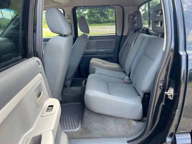 2005 Dodge Dakota Quad SLT