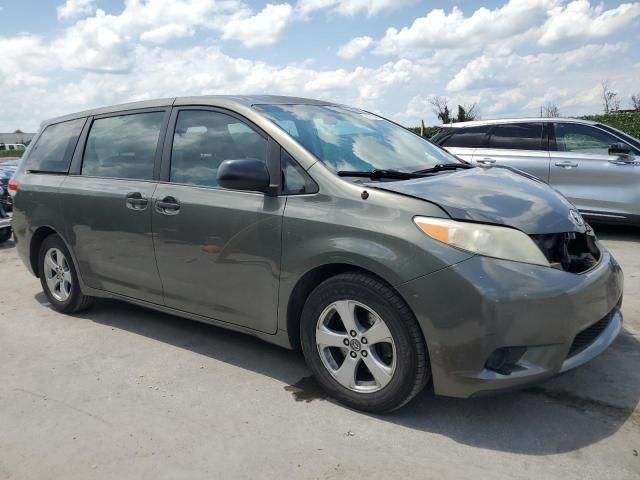 2011 Toyota Sienna