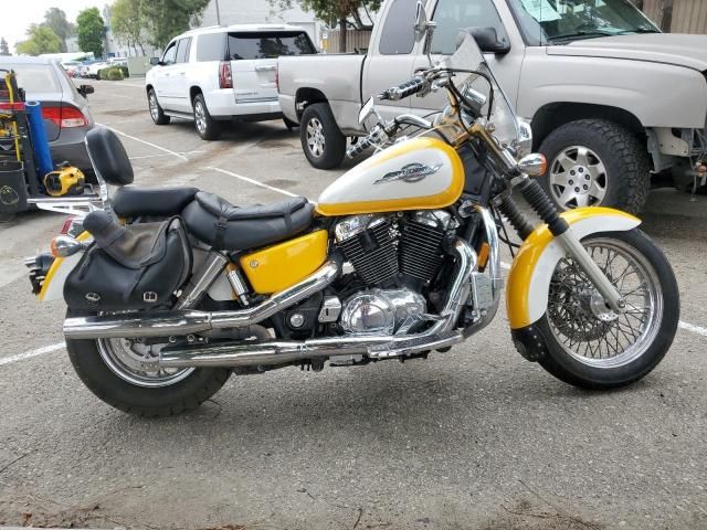 1996 Honda VT1100 C2