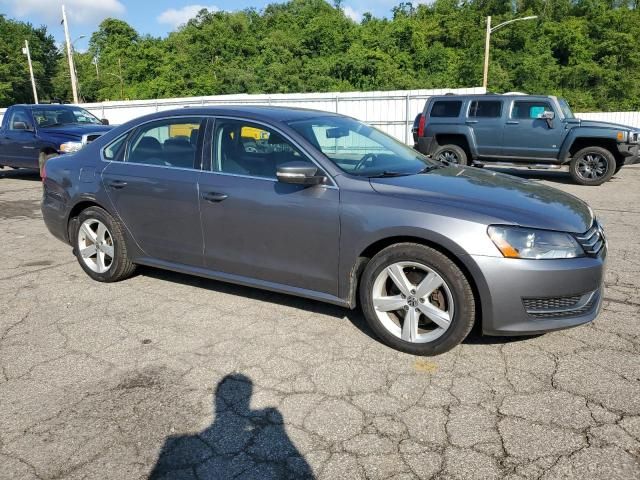 2013 Volkswagen Passat SE