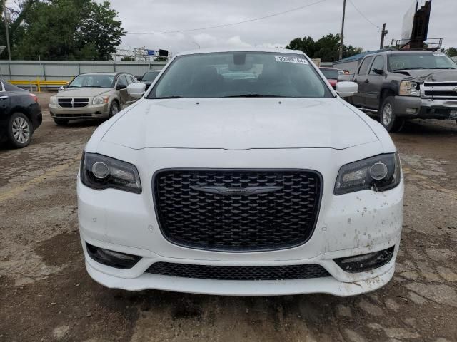 2023 Chrysler 300 Touring L