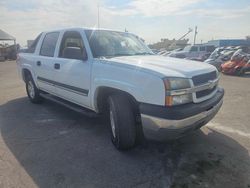 Camiones con título limpio a la venta en subasta: 2005 Chevrolet Avalanche K1500