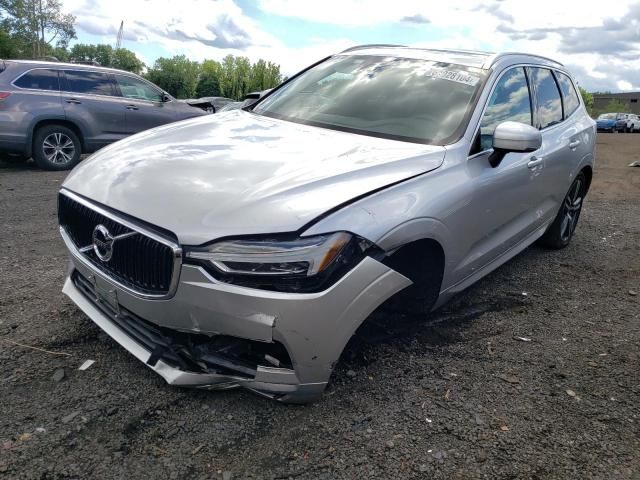 2021 Volvo XC60 T6 Momentum