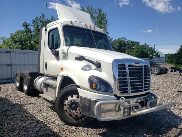 2019 Freightliner Cascadia 125