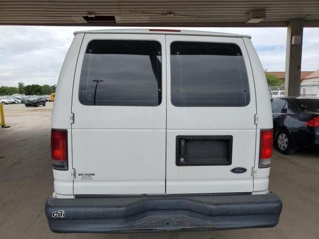 2014 Ford Econoline E350 Super Duty Van