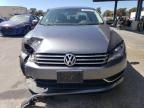 2014 Volkswagen Passat SE