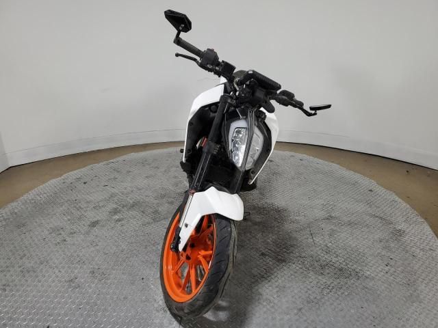 2020 KTM 390 Duke