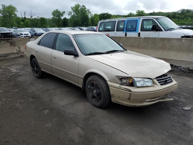 2000 Toyota Camry CE