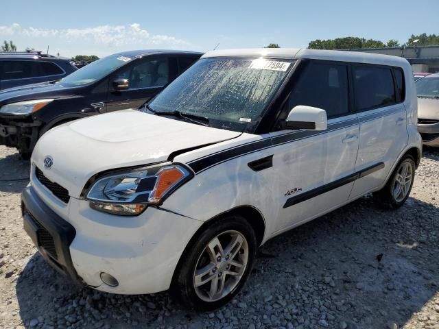 2011 KIA Soul +