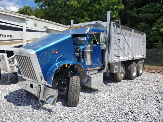 2004 Peterbilt 357