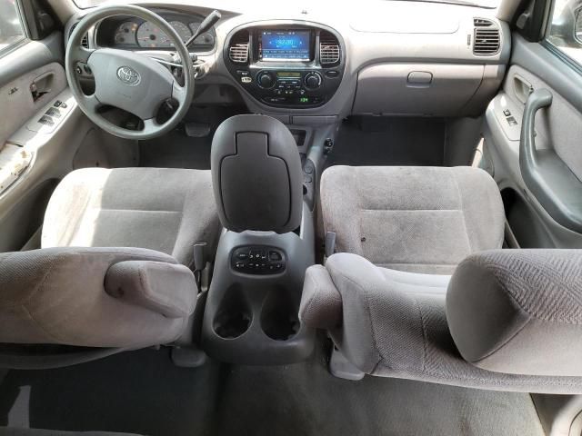 2003 Toyota Sequoia SR5