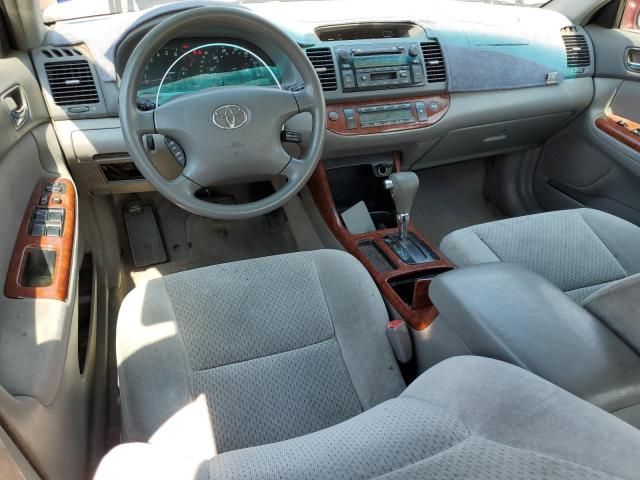 2004 Toyota Camry LE