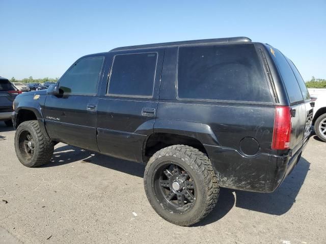 2000 Cadillac Escalade