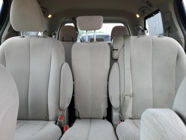 2012 Toyota Sienna LE