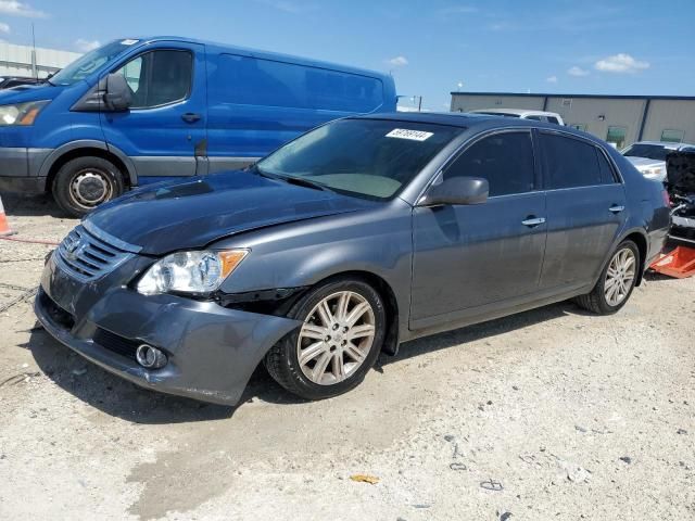 2010 Toyota Avalon XL