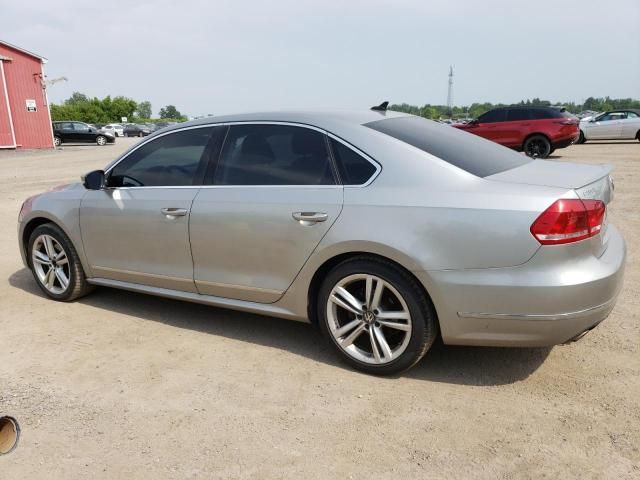 2013 Volkswagen Passat SEL