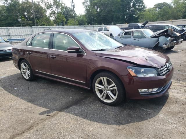 2013 Volkswagen Passat SEL