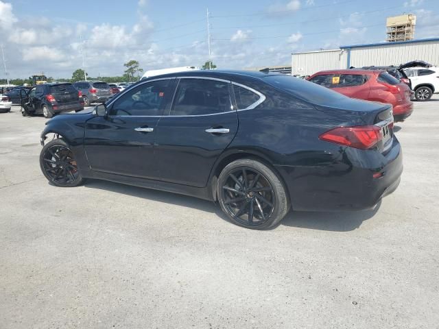 2017 Infiniti Q70 3.7