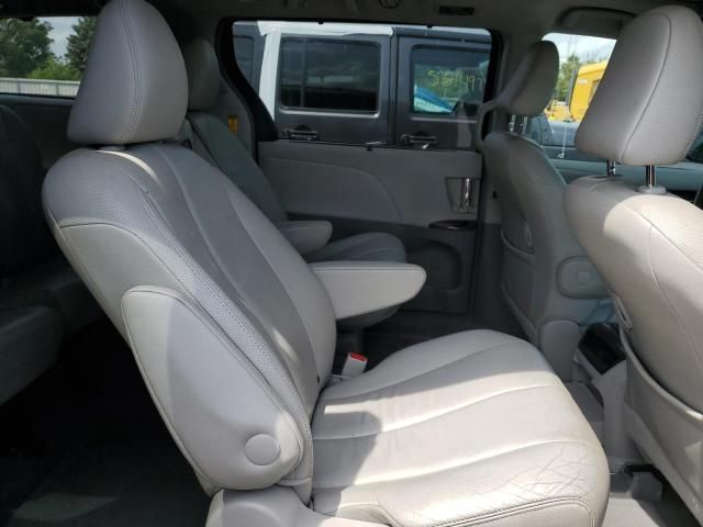 2014 Toyota Sienna XLE