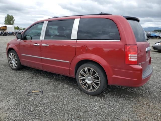 2010 Chrysler Town & Country Touring