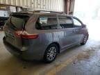 2018 Toyota Sienna XLE