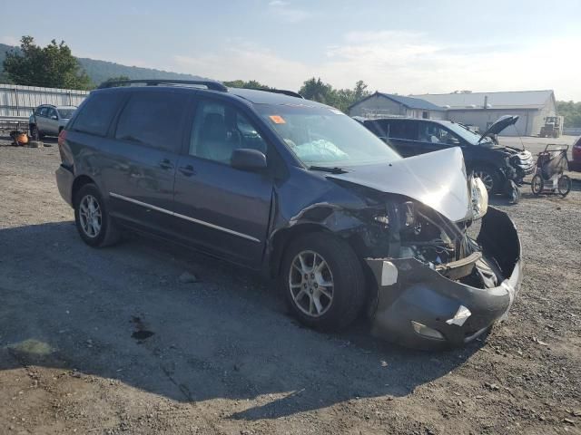 2006 Toyota Sienna XLE