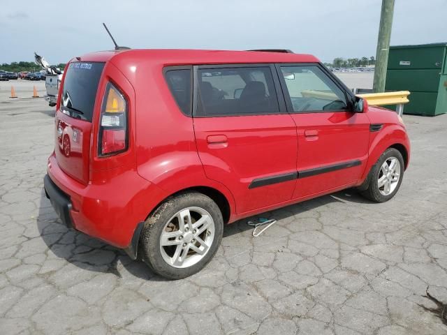 2010 KIA Soul +