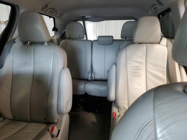 2013 Toyota Sienna XLE