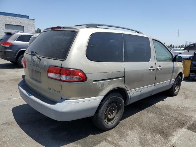 2003 Toyota Sienna CE