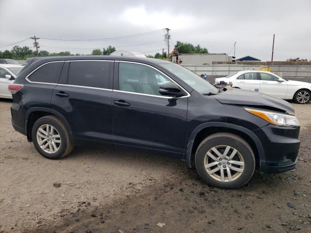 2014 Toyota Highlander LE