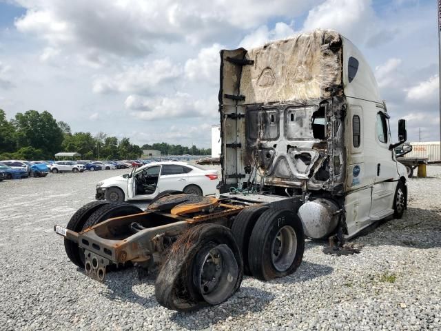 2023 Freightliner Cascadia 126