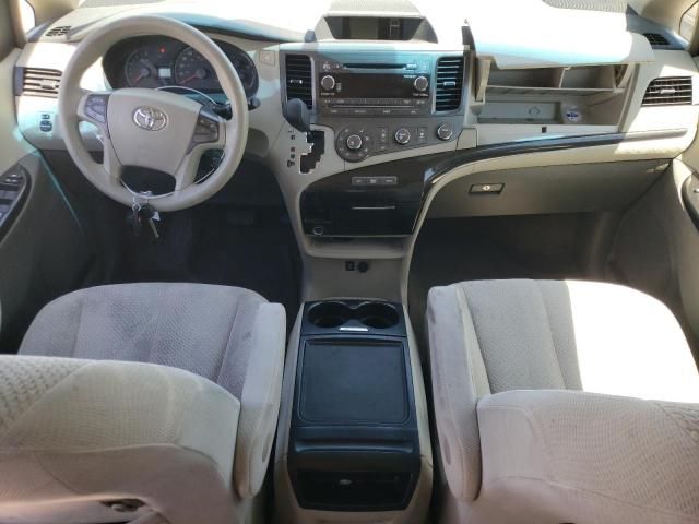 2012 Toyota Sienna LE