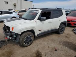 SUV salvage a la venta en subasta: 2016 Jeep Renegade Trailhawk