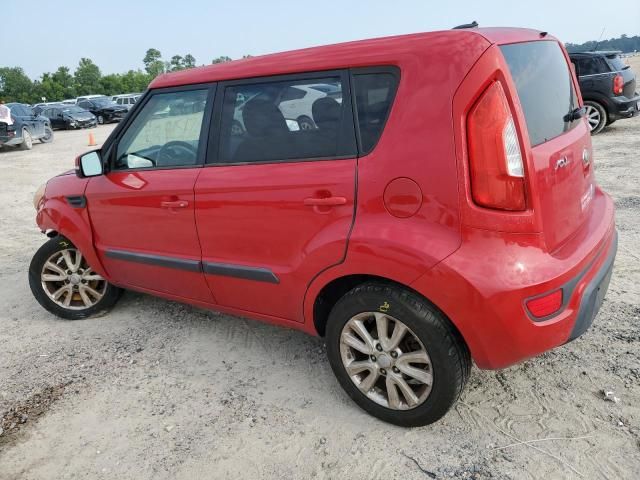 2013 KIA Soul +