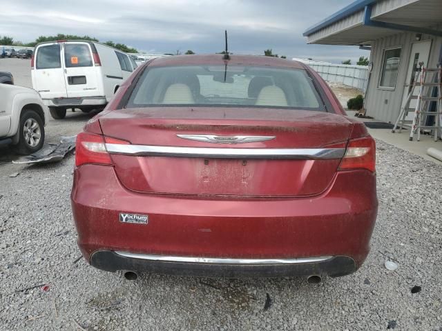 2013 Chrysler 200 Limited