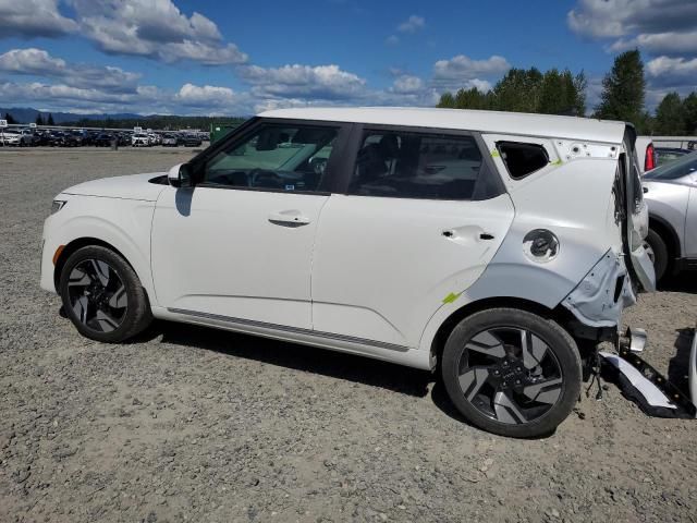 2023 KIA Soul GT Line