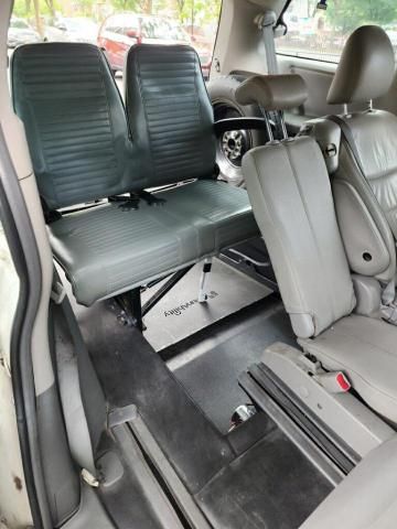 2016 Toyota Sienna