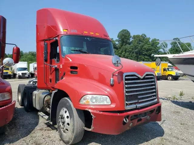 2017 Mack 600 CXU600