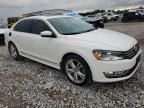 2014 Volkswagen Passat SEL