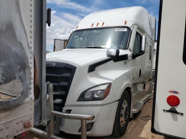 2022 Freightliner Cascadia 126