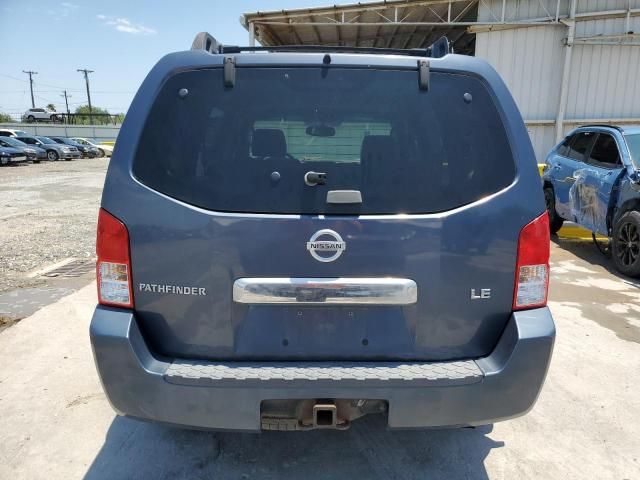 2005 Nissan Pathfinder LE