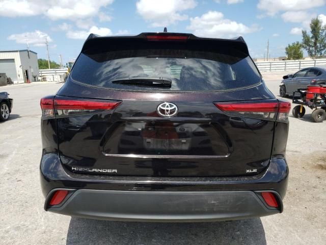 2022 Toyota Highlander XLE