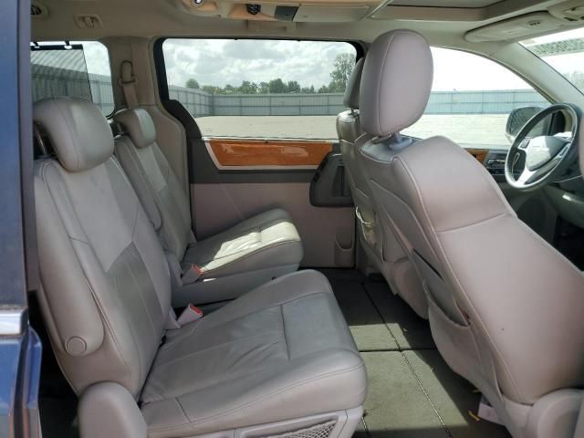 2008 Chrysler Town & Country Limited