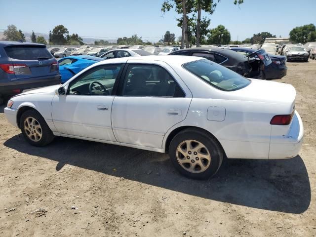 1999 Toyota Camry LE