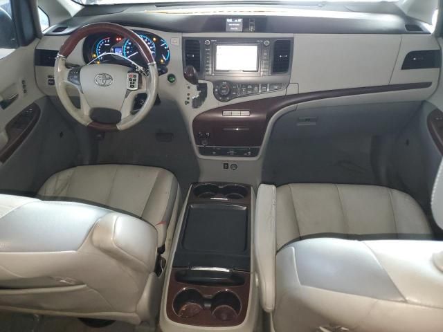 2011 Toyota Sienna XLE