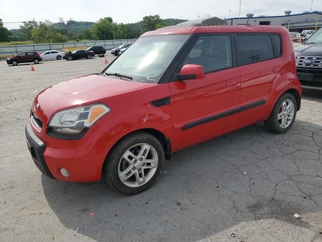 2010 KIA Soul +