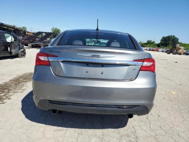 2012 Chrysler 200 Touring